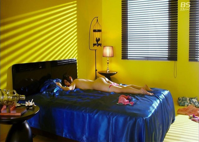 yellow-room-1